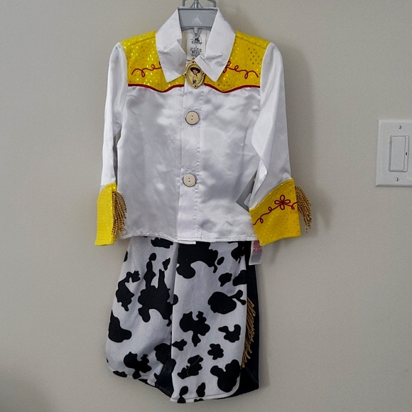 Disney Other - Disney Jessie Costume